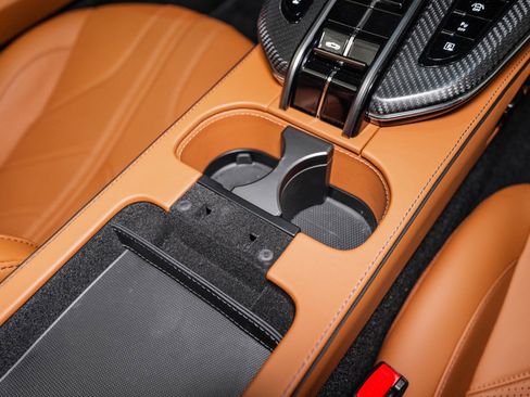 New 2026 Aston Martin V8 Vantage Roadster image 35