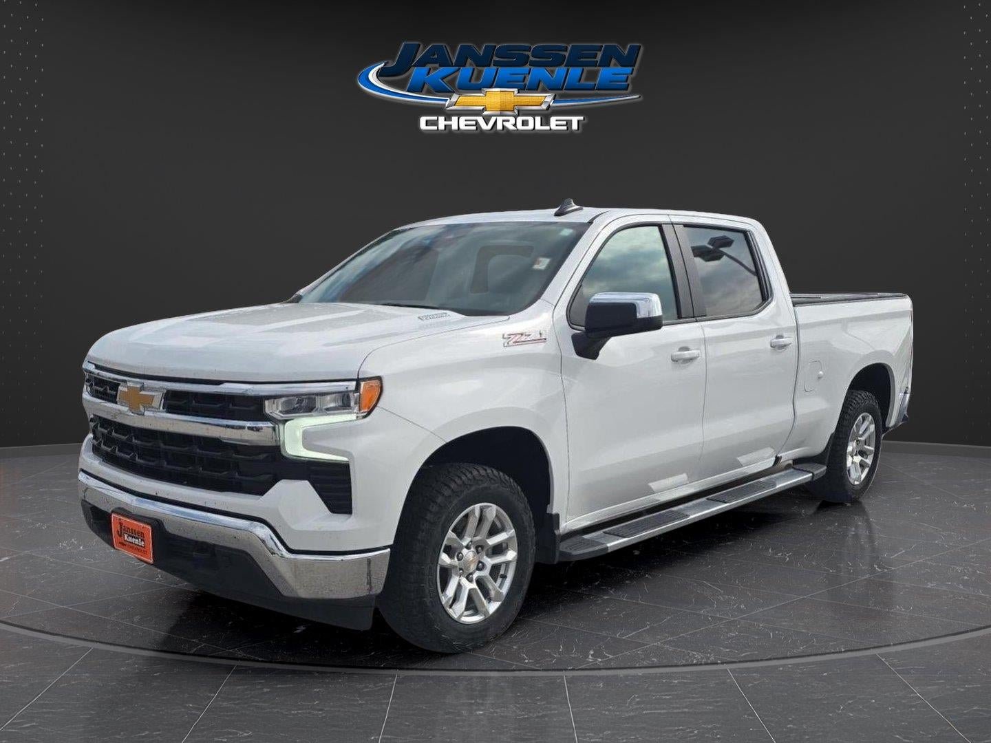 Used 2025 Chevrolet Silverado 1500 LT AWD/4WD image 1
