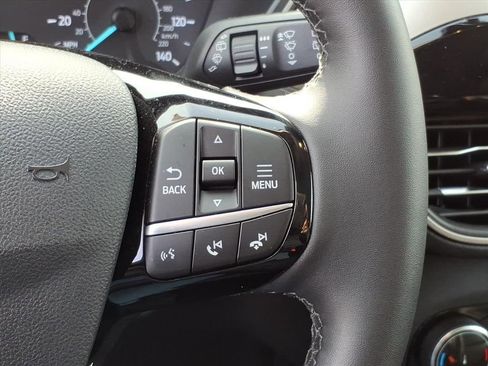 Used 2022 Ford Escape SEL image 17