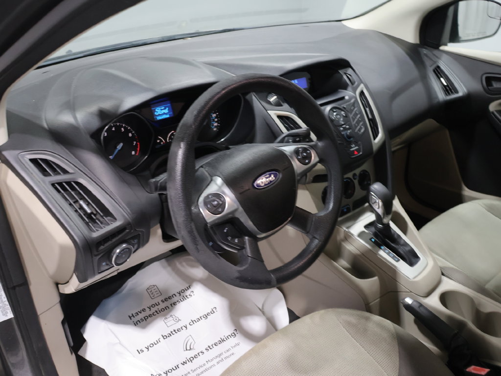 Used 2012 Ford Focus SE FWD image 20
