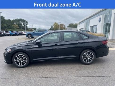 New 2026 Volkswagen Jetta Sport image 3