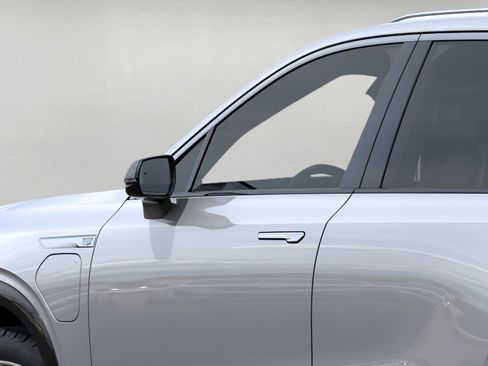 New 2026 Cadillac Vistiq Luxury w/ LPO, Floor Liner Package AWD/4WD image 12