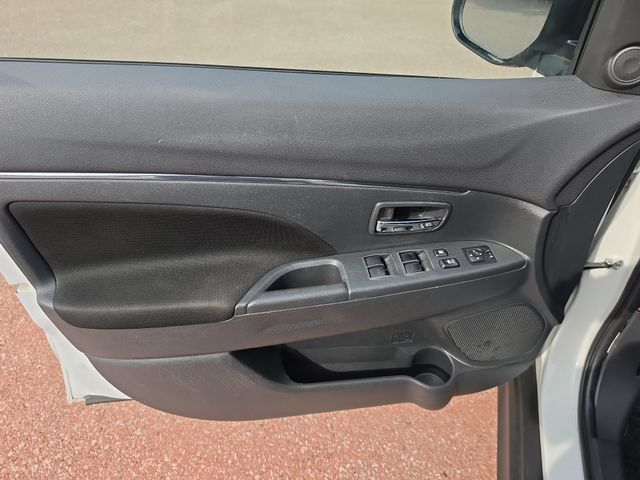 Used 2021 Mitsubishi Outlander Sport SE AWD/4WD image 10