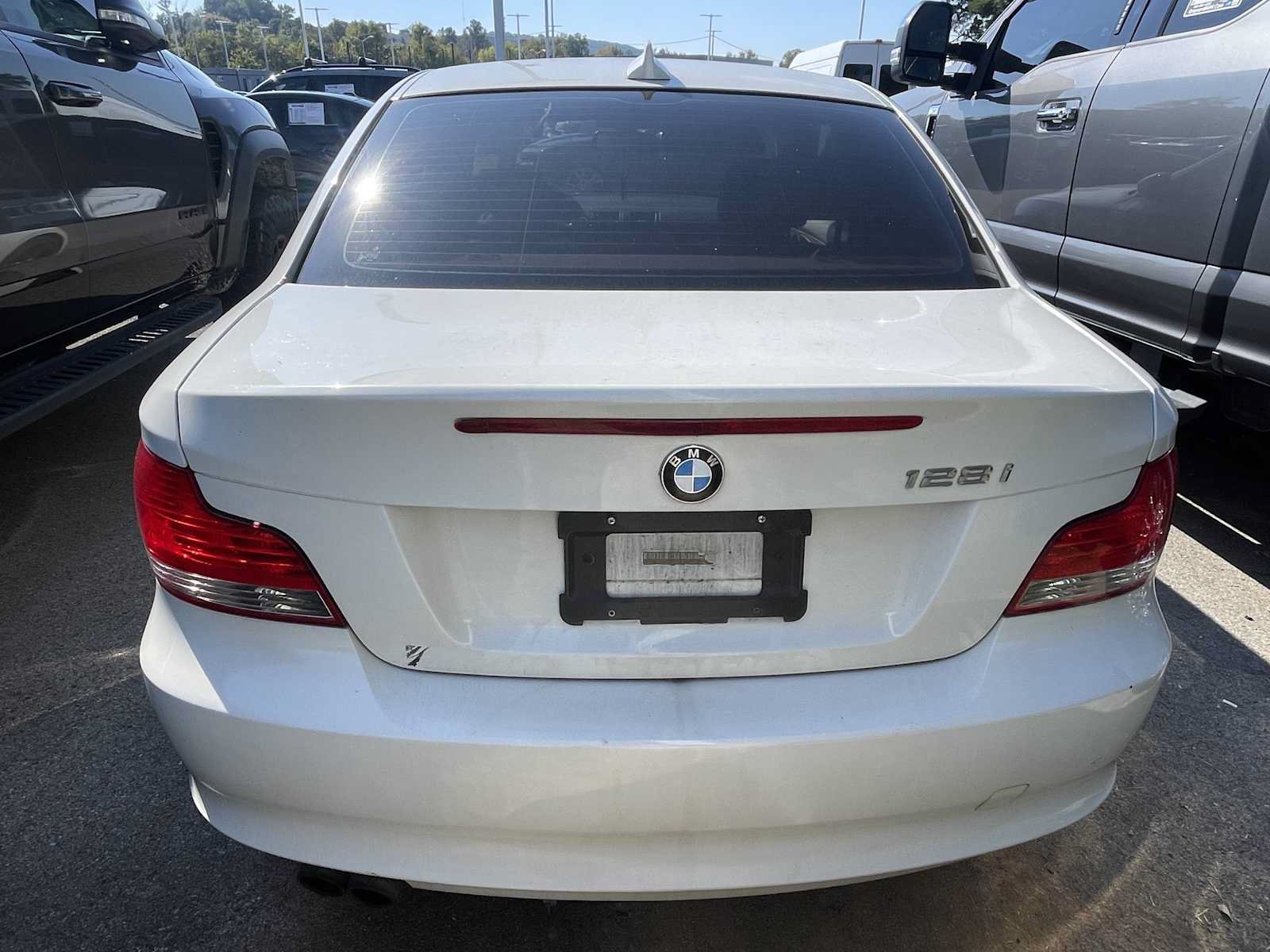 Used 2010 BMW 128i Coupe RWD image 5