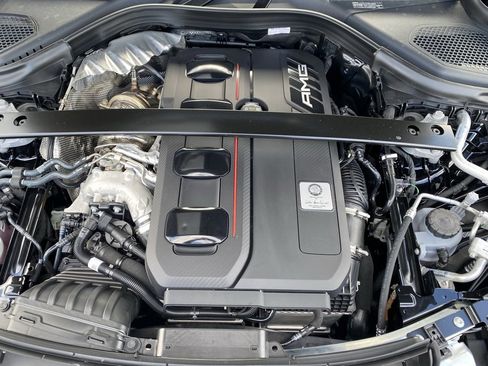 New 2025 Mercedes-Benz GLC 63 AMG S image 12