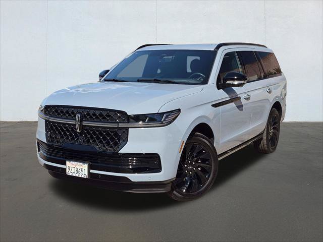 Used 2026 Lincoln Navigator Reserve w/ Jet Appearance Package AWD/4WD image 1