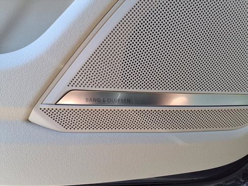 Used 2023 Audi A6 Premium Plus w/ Premium Plus Package image 23