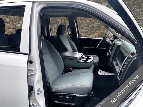 Used 2019 RAM 1500 Express AWD/4WD image 6