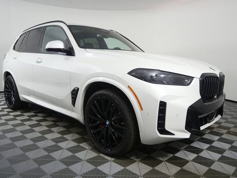New 2026 BMW X5 xDrive40i w/ M Sport Package image 15