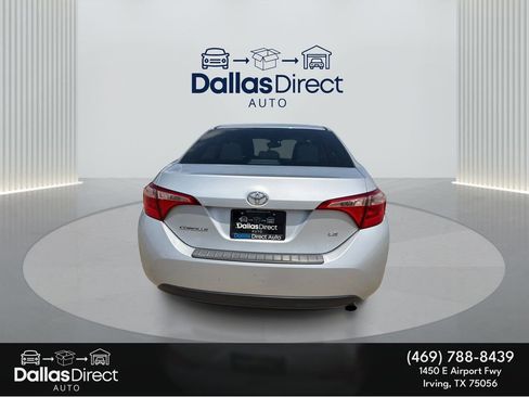 Used 2018 Toyota Corolla LE FWD image 7