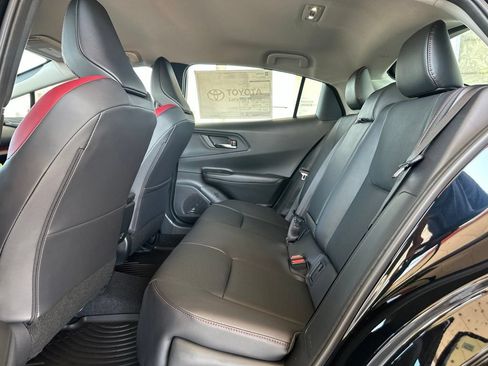New 2026 Toyota Prius Plug-In Hybrid FWD image 19