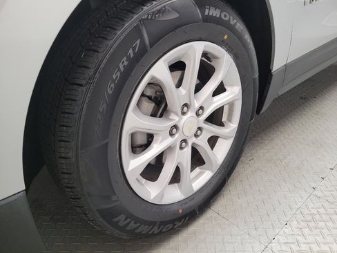 Used 2020 Chevrolet Equinox LT FWD image 31