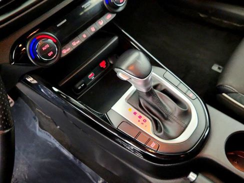 Used 2023 Kia Forte GT-Line image 16