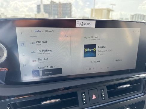 New 2025 Lexus ES 350 w/ Premium Package image 16