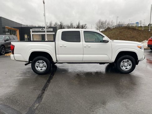 Used 2023 Toyota Tacoma SR image 2