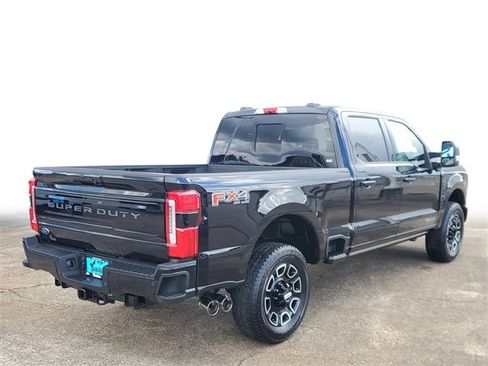 New 2025 Ford F250 Platinum w/ FX4 Off-Road Package image 4