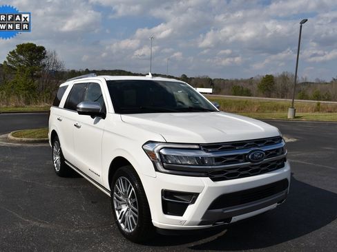 Used 2023 Ford Expedition Platinum image 1