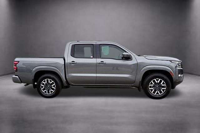 Certified 2024 Nissan Frontier SL w/ Technology Package RWD image 3
