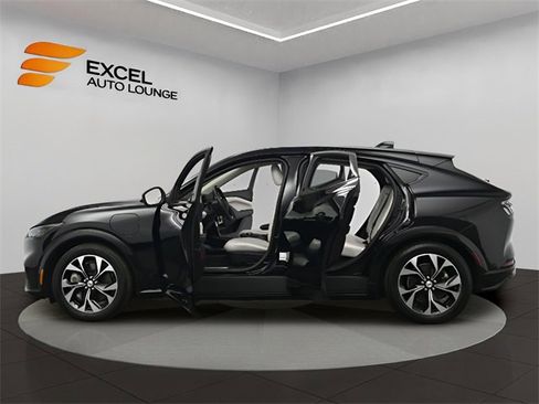 Used 2021 Ford Mustang Mach-E Premium image 42