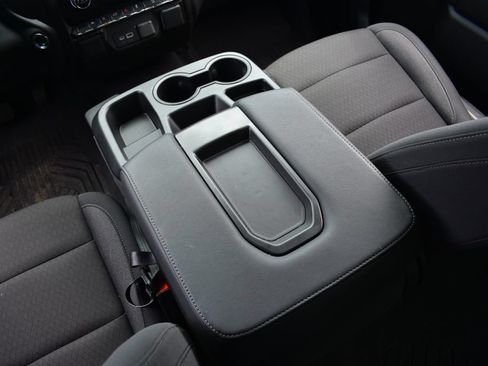 Used 2025 Chevrolet Silverado 1500 Custom Trail Boss w/ Dark Appearance Package AWD/4WD image 40