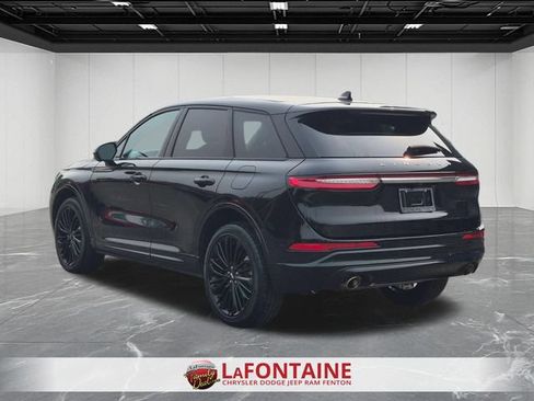 Used 2024 Lincoln Corsair AWD w/ Equipment Group 101A image 3