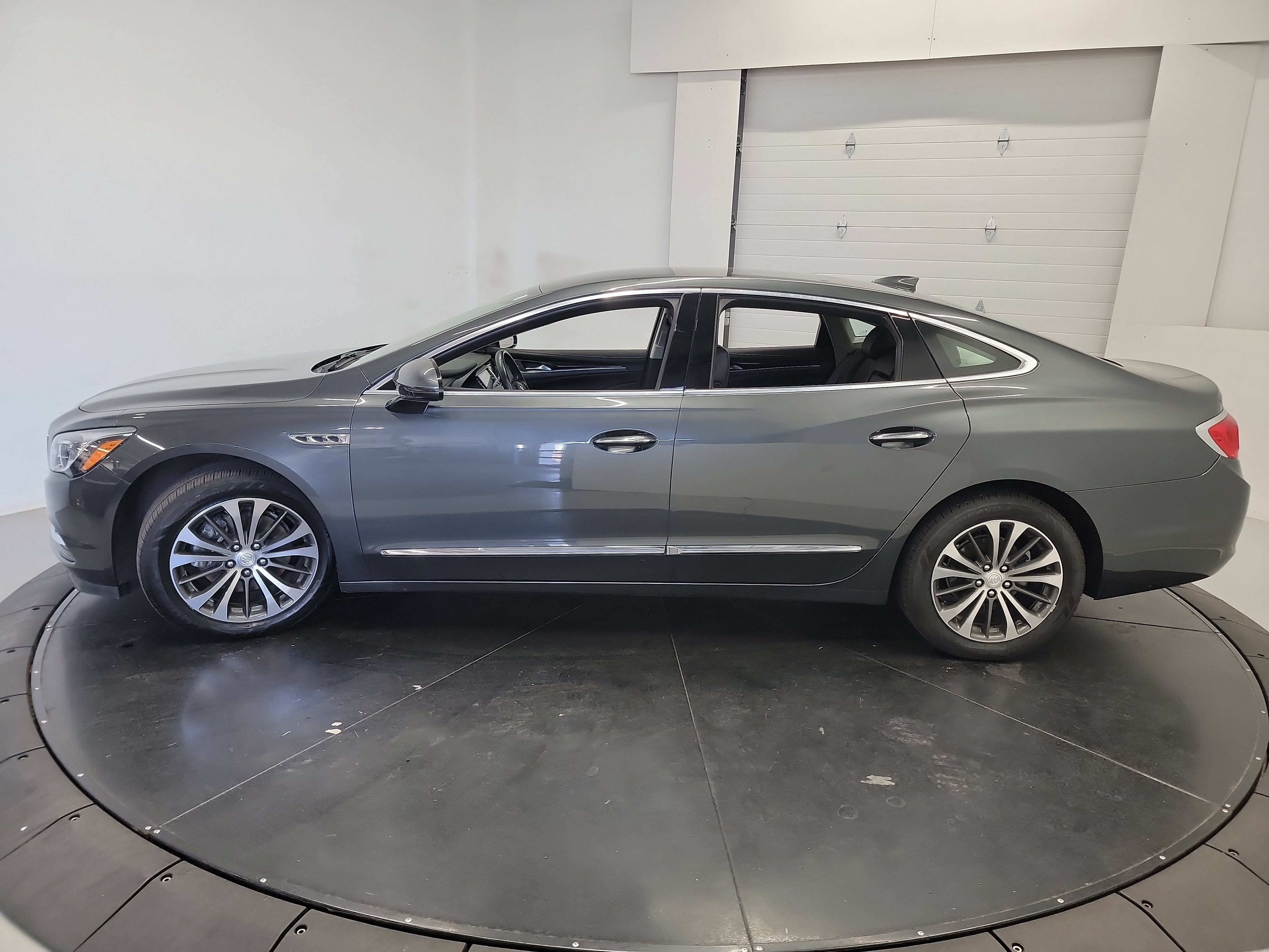 Used 2017 Buick LaCrosse Essence w/ Sights and Sounds Package FWD image 4