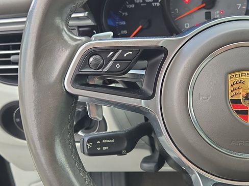 Used 2021 Porsche Macan S w/ Premium Package Plus image 24
