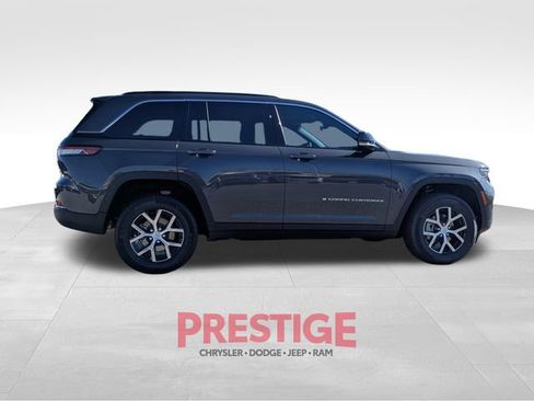 New 2025 Jeep Grand Cherokee Limited image 4