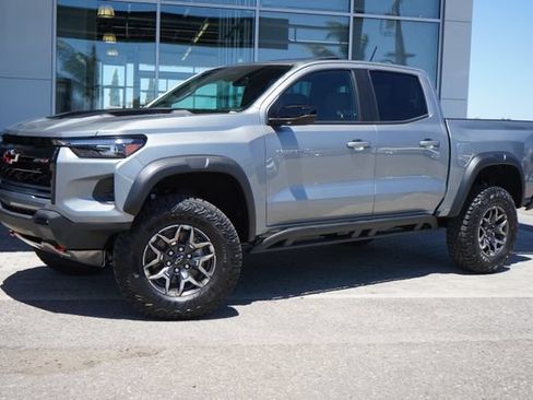 New 2026 Chevrolet Colorado ZR2 w/ Technology Package AWD/4WD image 4