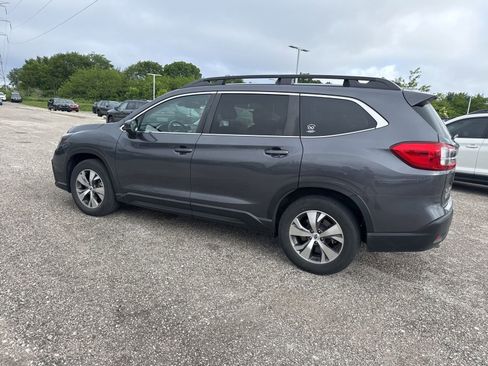Certified 2024 Subaru Ascent Premium w/ Convenience Package AWD/4WD image 14