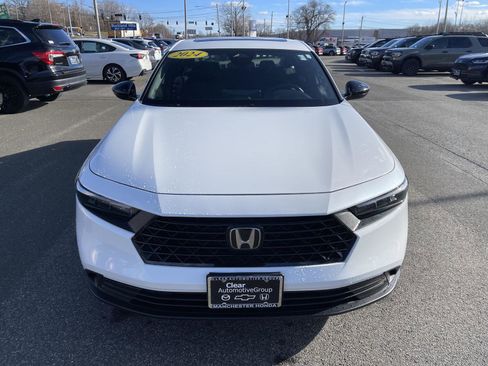 Used 2024 Honda Accord Sport image 17