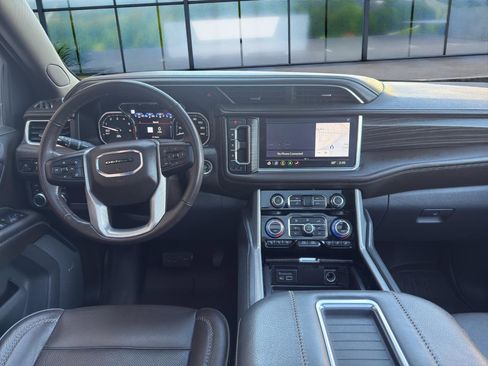 Used 2021 GMC Yukon Denali image 14