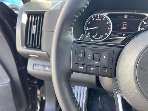 Used 2024 Nissan Pathfinder SL w/ SL Premium Package image 22