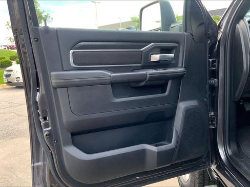 Used 2025 RAM 2500 Big Horn AWD/4WD image 25