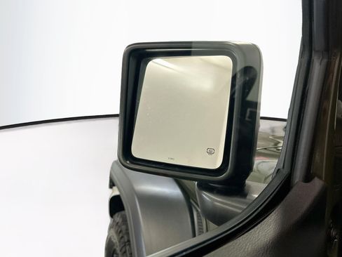 Used 2022 Jeep Wrangler Sport AWD/4WD image 16