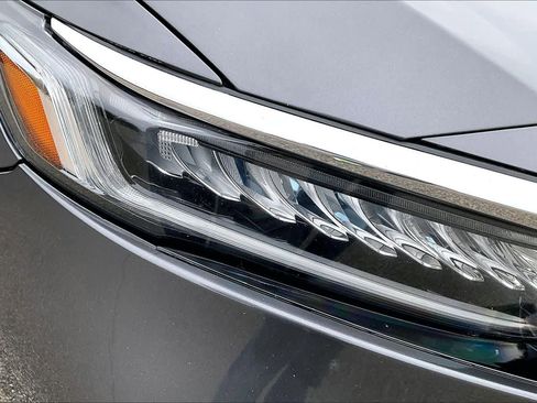Used 2019 Honda Accord Touring image 27
