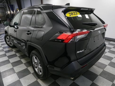 Used 2022 Toyota RAV4 XLE image 9