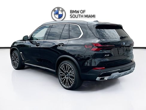 New 2026 BMW X5 sDrive40i image 4