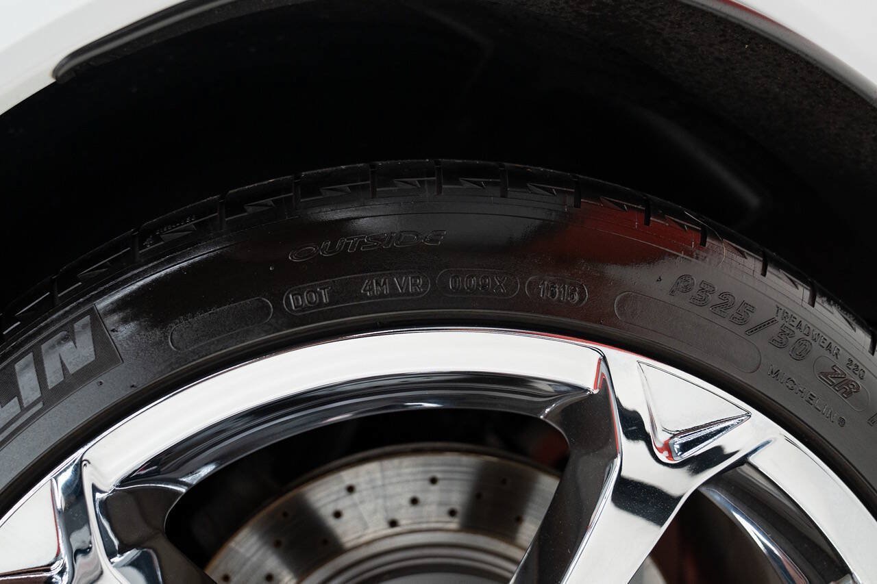 Used 2013 Chevrolet Corvette Grand Sport w/ 4LT Preferred Equipment Group RWD image 36