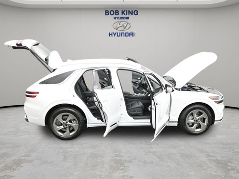 Used 2026 Genesis GV70 2.5T image 18