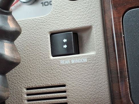 Used 2008 Ford F250 XLT AWD/4WD image 18