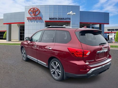 Used 2019 Nissan Pathfinder Platinum image 7