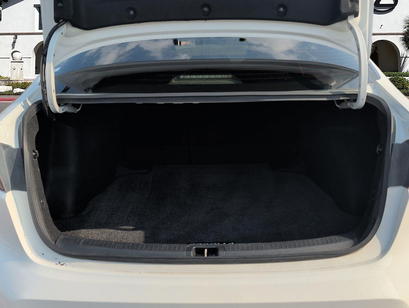 Used 2020 Toyota Corolla SE FWD image 27