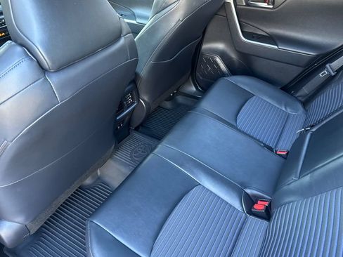Used 2019 Toyota RAV4 XSE image 11