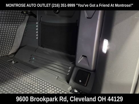 Used 2020 Land Rover Defender 110 First Edition image 44