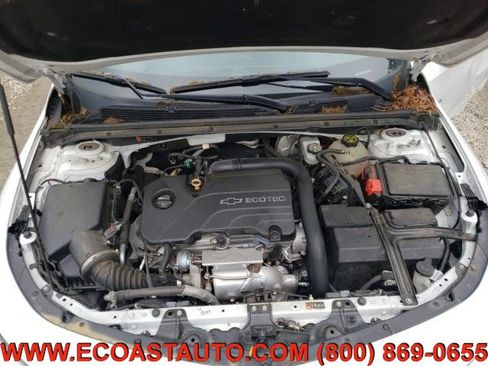 Used 2018 Chevrolet Malibu LT image 5