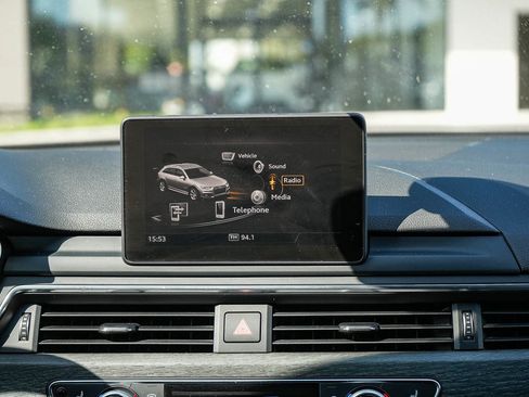 Used 2018 Audi A4 2.0T allroad Premium w/ Convenience Package AWD/4WD image 13