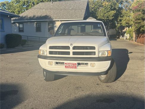 Used 1998 Dodge Ram 1500 Truck 4x4 Club Cab image 2