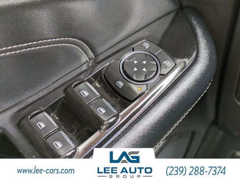 Used 2020 Ford Edge Titanium image 22