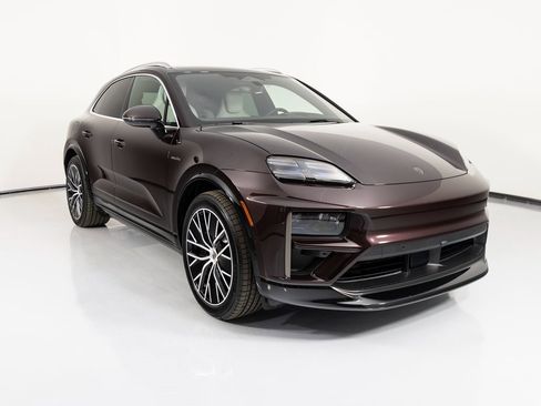 New 2025 Porsche Macan Turbo Electric image 12